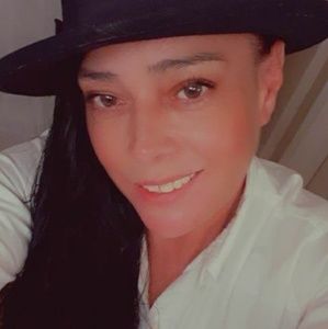 Meet your Posher, Blanca